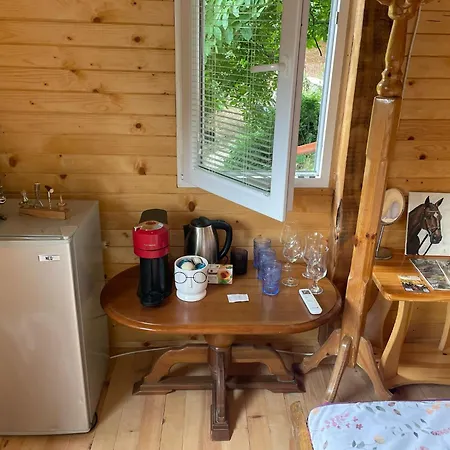 Kъщичка в полите на планина витоша с коне и животни Vendégház Szófia